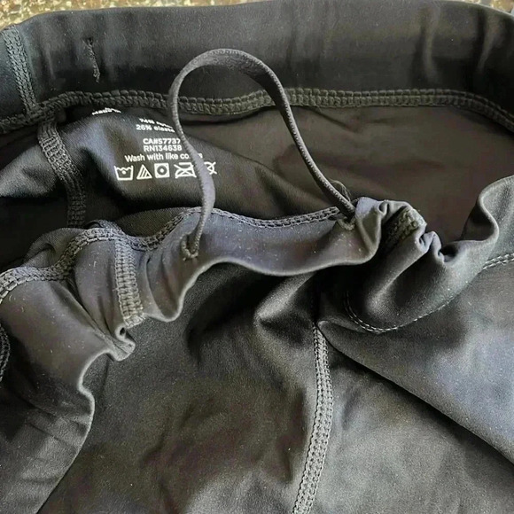 NWT Fabletics The Baseline Tight high performance base layer Men’s Sz XL Black - Picture 11 of 12